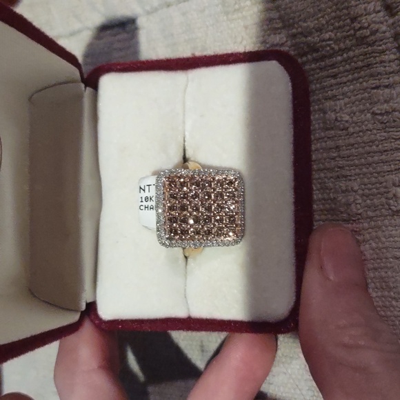 Champagne diamond ring, nwt, 2.25 ctw - Picture 5 of 7